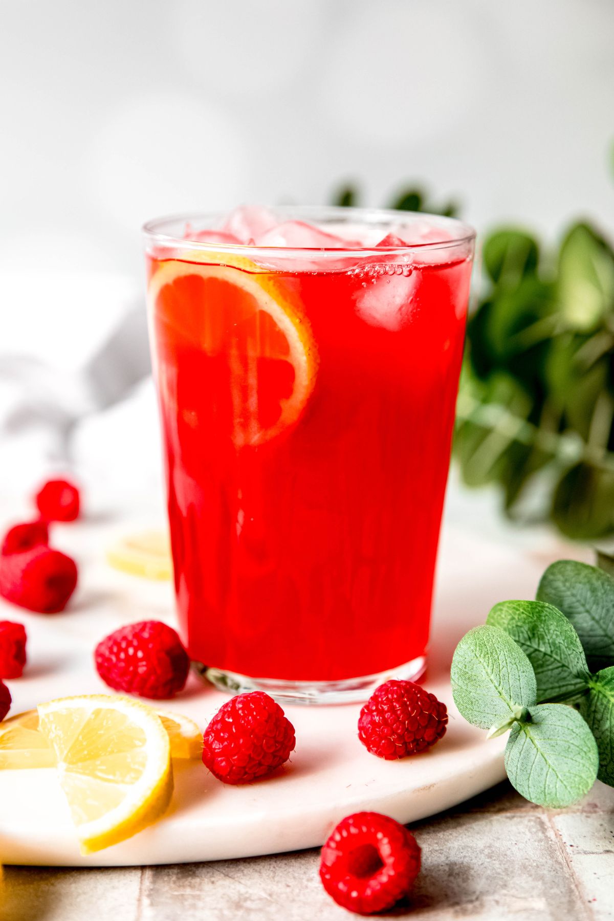 Quick & Easy Homemade Raspberry Lemonade for Summer